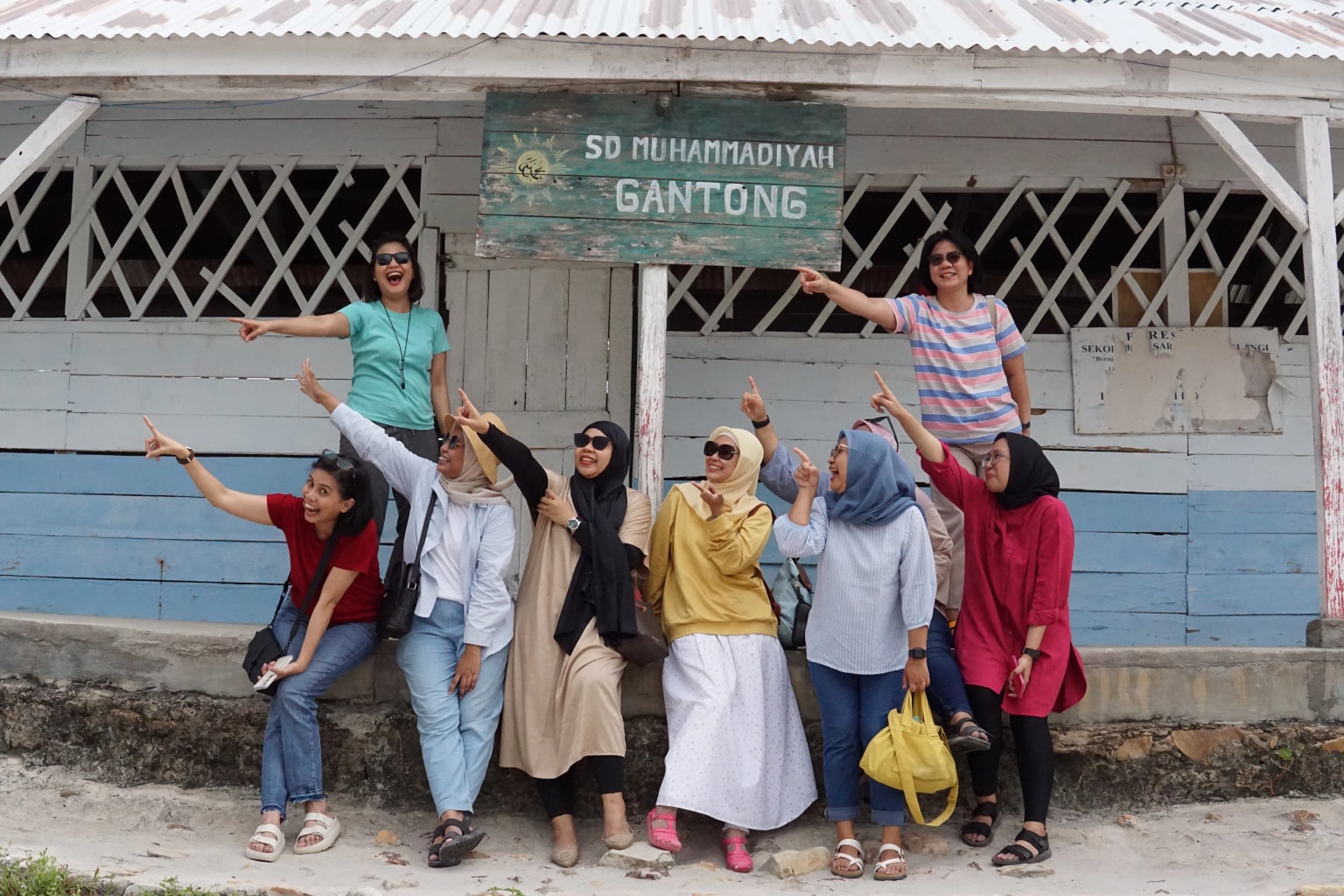 Rombongan Trip Belitung