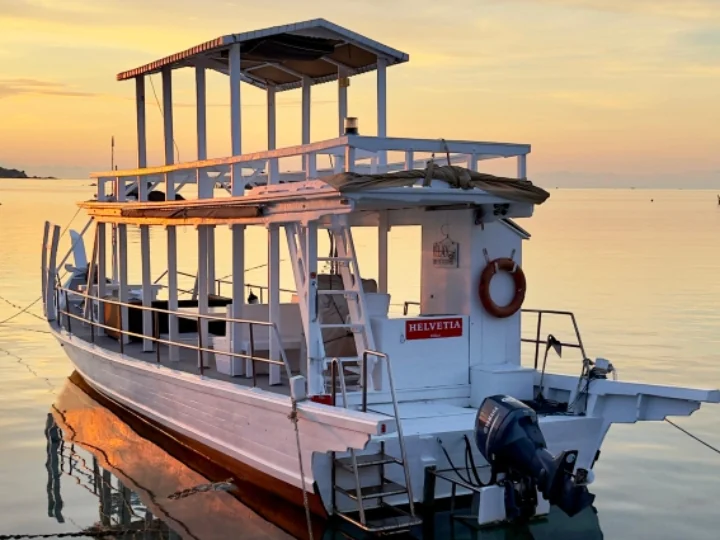 Premium Private Trip Hopping Island